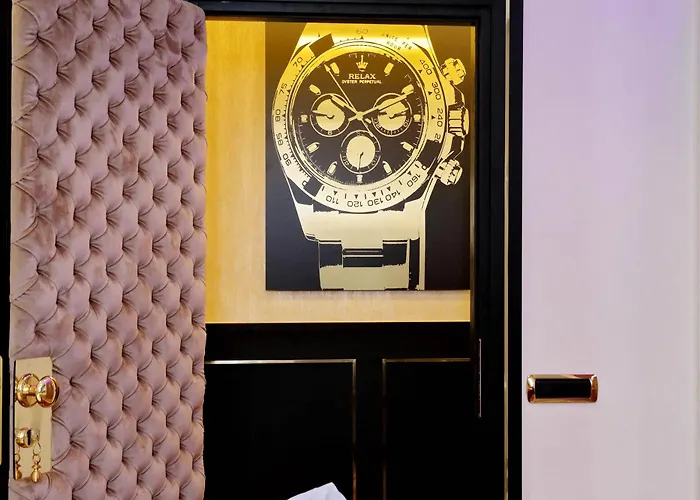 Spanish Gold Edition Apartament